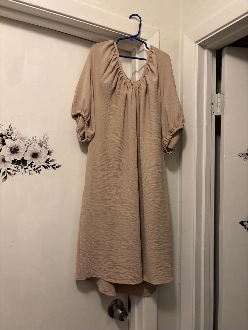 Worthington Beige Puff Sleeve Midi Dress